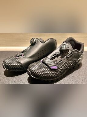 Bontrager Foray BOA Mountain Bike Cycling Spin Shoes Black Purple Women’s 8.5
